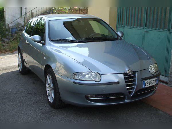 2000 Alfa Romeo 147 3-doors cover