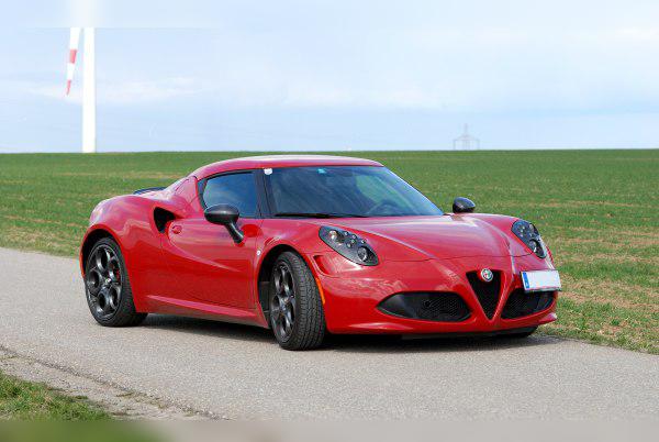 2013 Alfa Romeo 4C cover