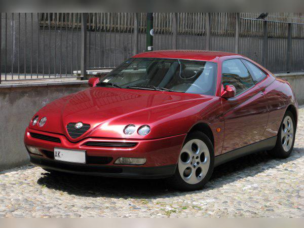 1995 Alfa Romeo GTV (916) cover