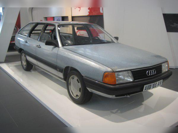 1982 Audi 100 Avant (C3, Typ 44, 44Q) cover