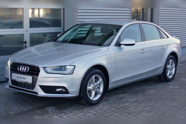 2011 Audi A4 (B8 8K, facelift 2011) cover