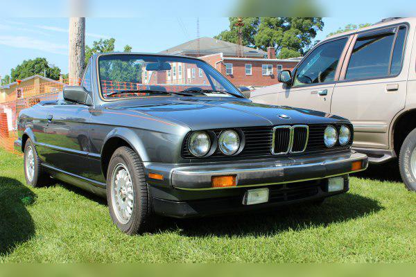 1985 BMW 3 Series Convertible (E30) cover