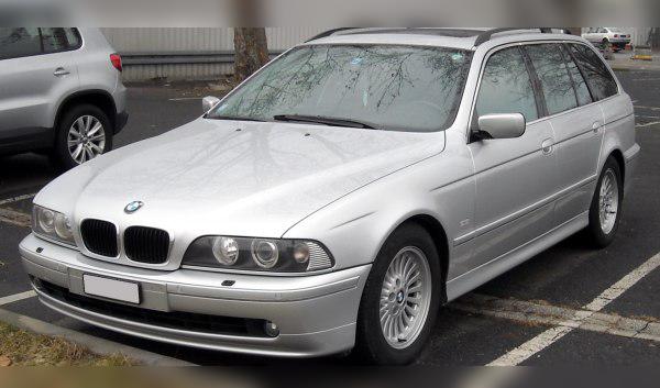 2000 BMW 5 Series Touring (E39, Facelift 2000) cover