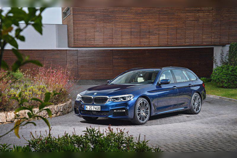 2017 BMW 5 Series Touring (G31) cover