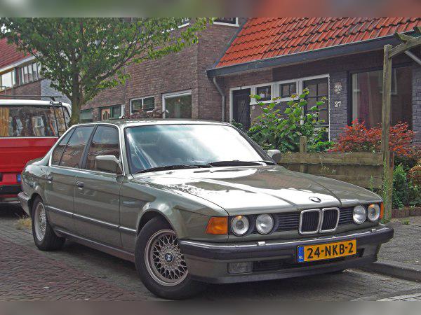 1986 BMW 7 Series (E32) cover