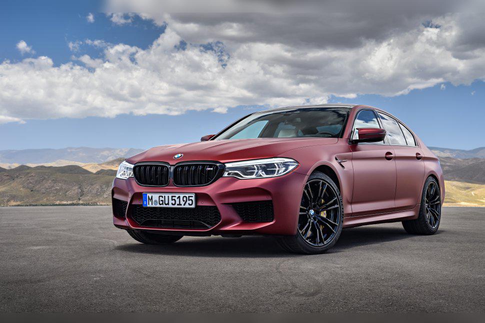 2017 BMW M5 (F90) cover