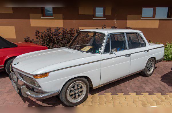 1962 BMW New Class cover