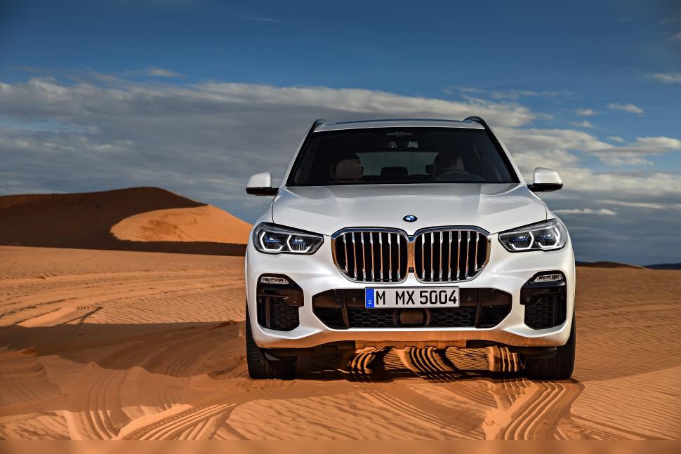 2018 BMW X5 (G05) cover