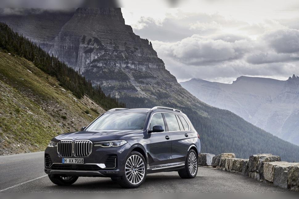 2018 BMW X7 (G07) cover