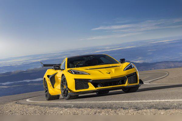 2020 Chevrolet Corvette Coupe (C8) cover