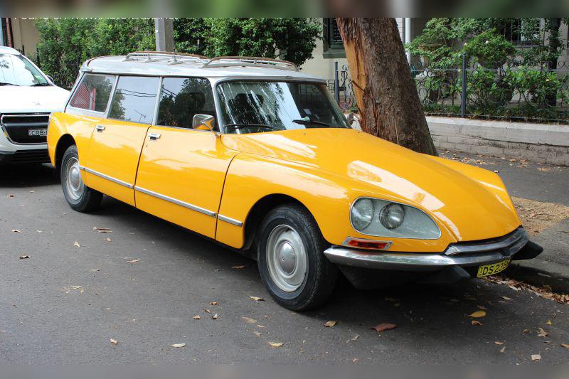 1972 Citroen DS Break cover