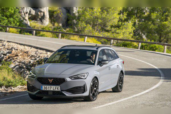 2020 Cupra Leon Sportstourer cover
