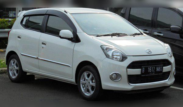 2012 Daihatsu Ayla cover