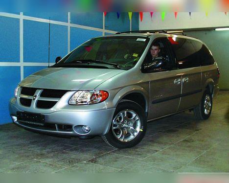 2000 Dodge Caravan IV SWB cover