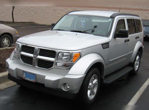 2007 Dodge Nitro cover