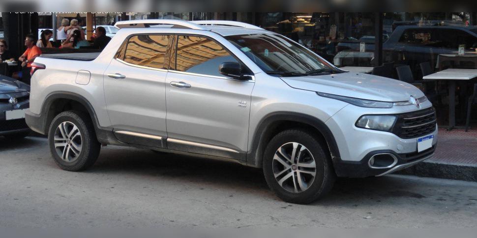 2016 Fiat Toro cover