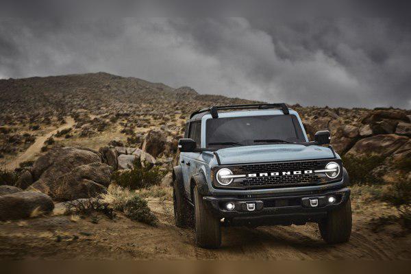 2020 Ford Bronco VI Four-door cover
