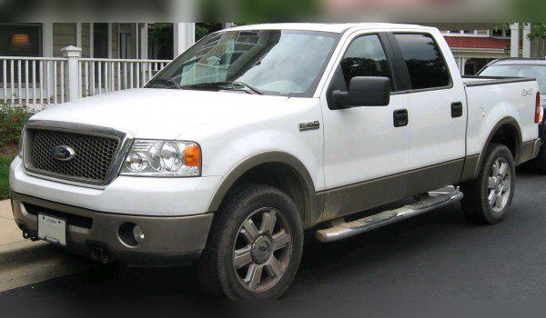 2004 Ford F-Series F-150 XI SuperCrew cover