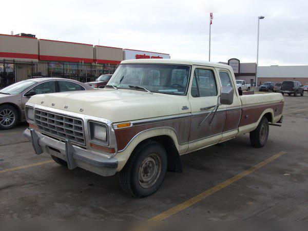 1975 Ford F-Series F-250 VI SuperCab cover