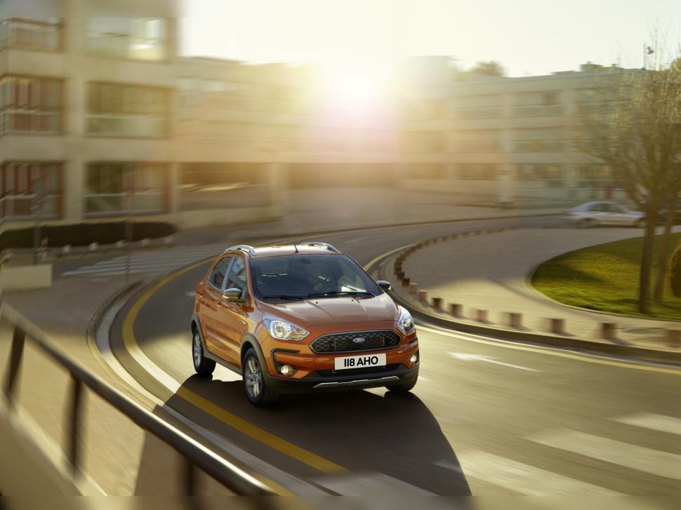 2018 Ford KA+ Active cover