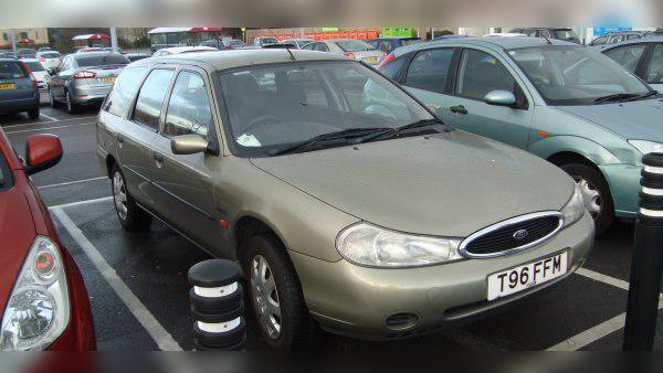 1995 Ford Mondeo I Wagon (facelift 1996) cover