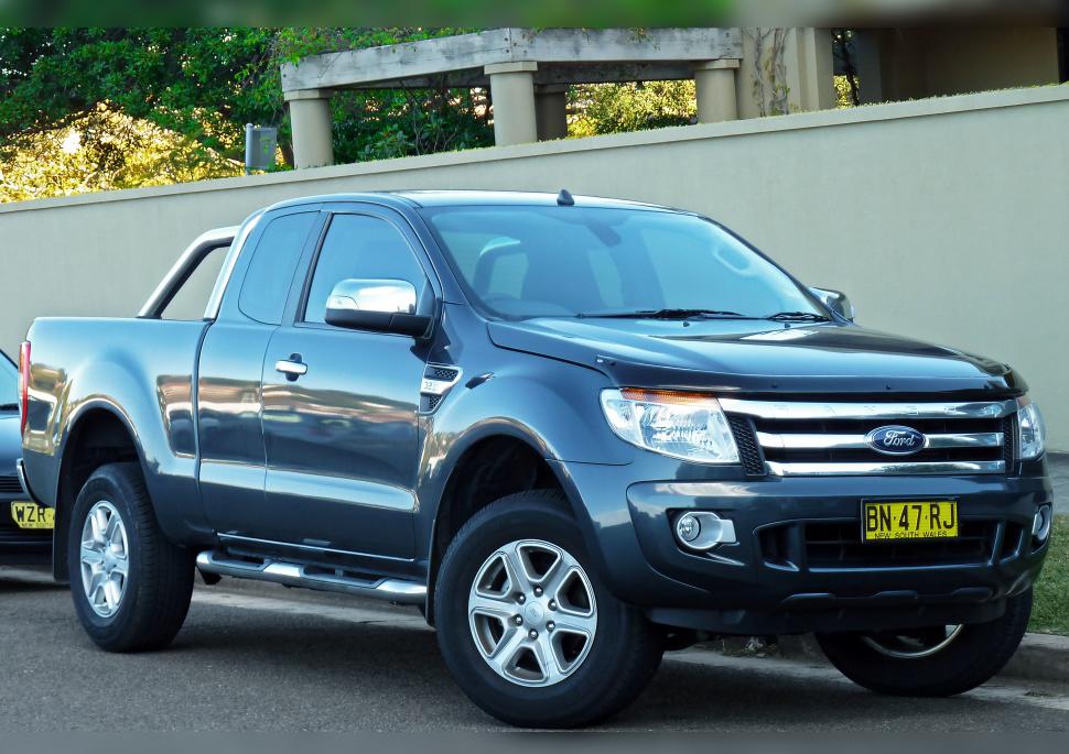 2011 Ford Ranger III Super Cab cover