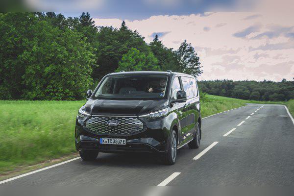 2023 Ford Tourneo Custom II L1 cover