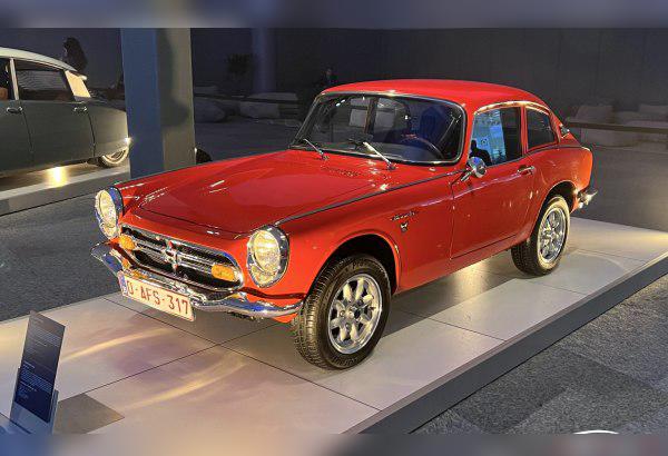 1966 Honda S800 cover