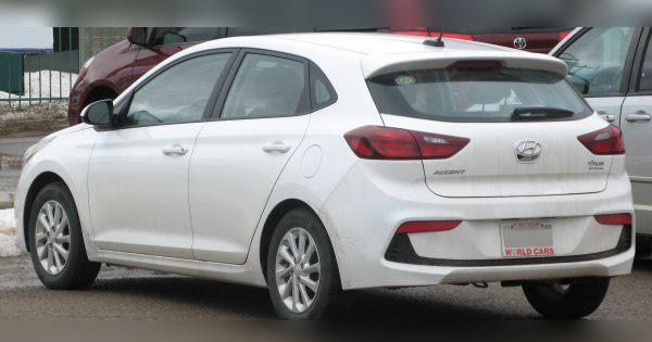 2018 Hyundai Accent V Hatchback cover