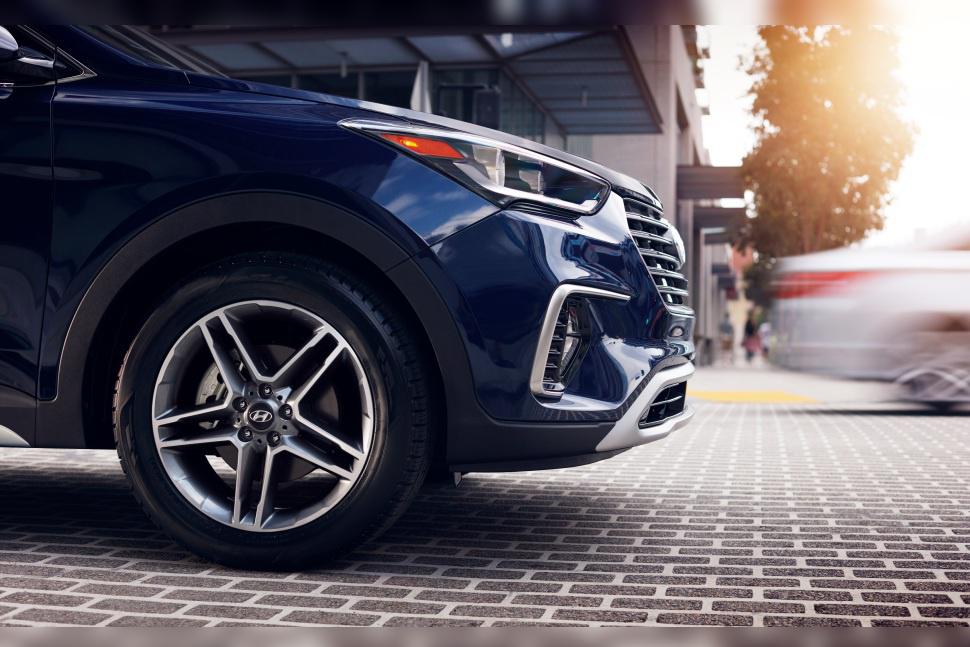 2016 Hyundai Grand Santa Fe (NC, facelift 2016) cover