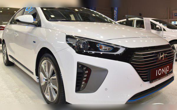 2016 Hyundai IONIQ cover