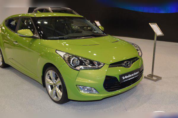 2011 Hyundai Veloster cover