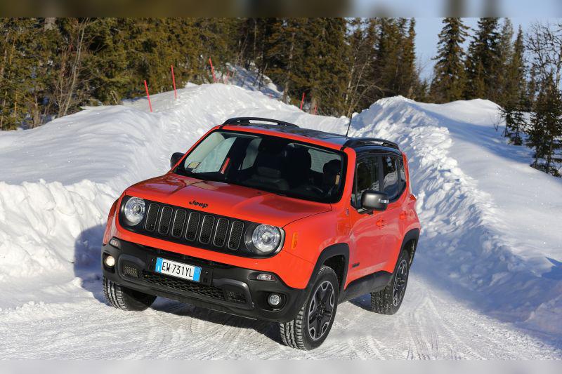 2014 Jeep Renegade cover