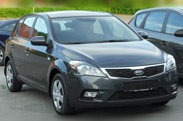 2009 Kia Cee'd I (facelift 2009) cover