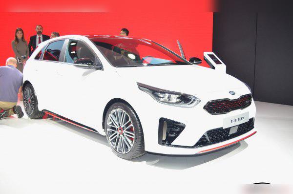 2018 Kia Ceed III cover