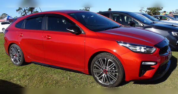 2018 Kia Cerato IV Hatchback cover