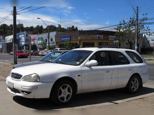1998 Kia Clarus Combi (GC) cover