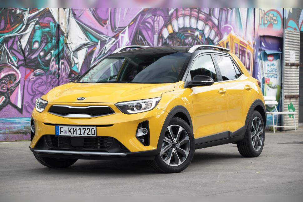 2017 Kia Stonic cover