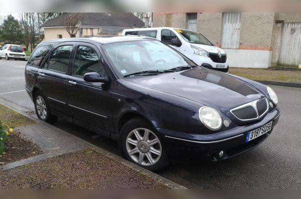 1999 Lancia Lybra SW (839) cover