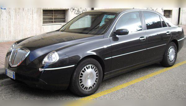 2002 Lancia Thesis cover