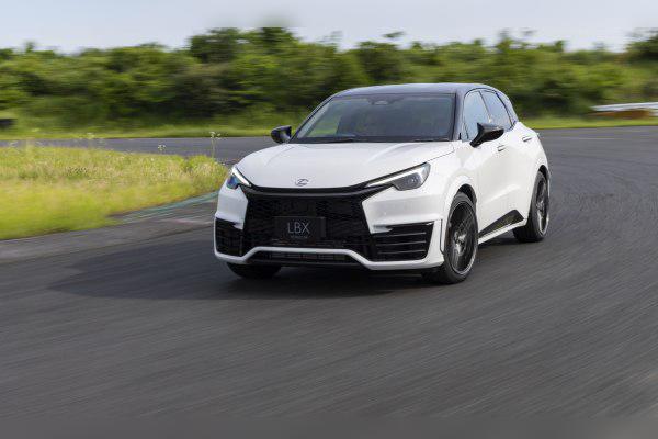 2023 Lexus LBX cover