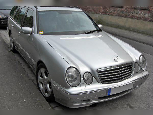 1999 Mercedes-Benz E-class T-modell (S210, facelift 1999) cover