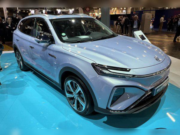 2021 MG Marvel R cover