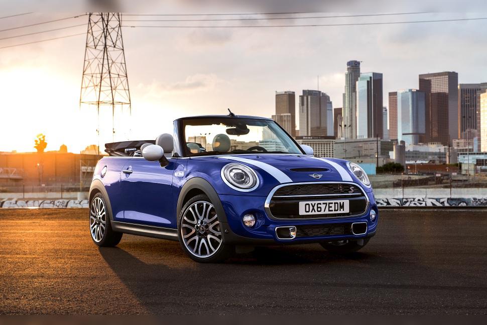 2018 Mini Convertible (F57, facelift 2018) cover