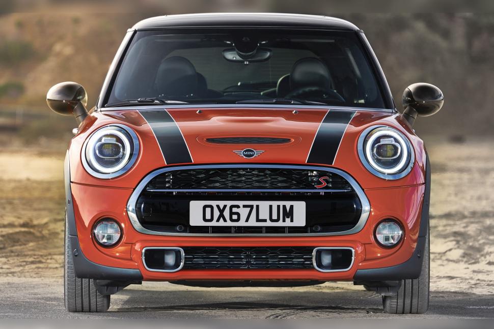2018 Mini Hatch (F56, facelift 2018) 3-door cover