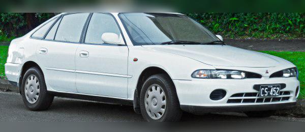 1992 Mitsubishi Galant VII Hatchback cover