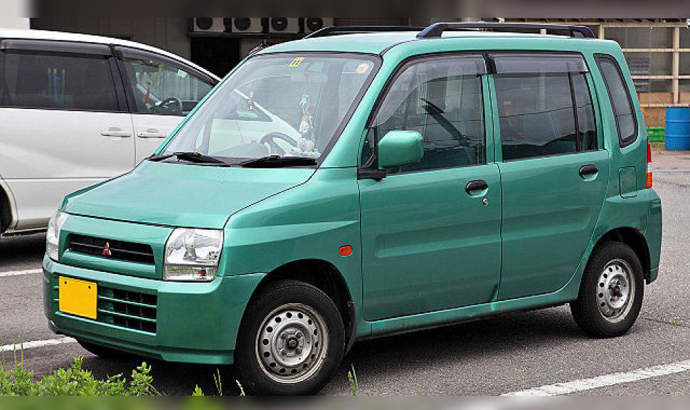 1990 Mitsubishi Toppo cover