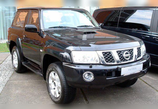 2004 Nissan Patrol V 3-door (Y61, facelift 2004) cover