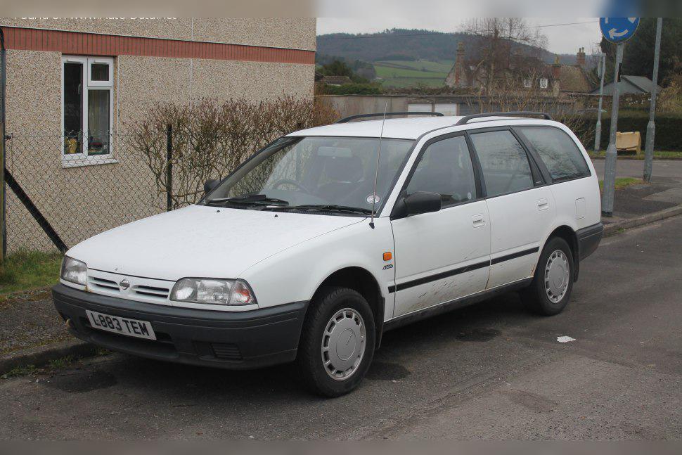 1990 Nissan Primera Wagon (P10) cover