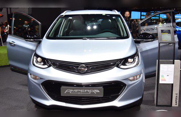 2016 Opel Ampera-e cover